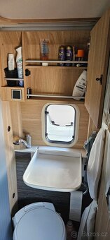 Hymer Yellowstone 630 se zvedací střechou - 15