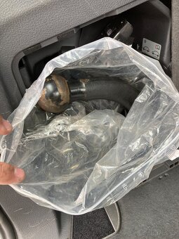 TOURAN,2.0TDI,103KW,VÝHŘEV,DIGI,NAVI,PARKASIST,TZ,SERVIS VW - 15