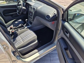 Ford Focus 1,6i 16v Trend - 15