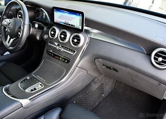 Mercedes-Benz GLC 300d 4M AMG K360°MASÁŽ PANO - 15