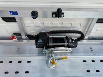 Odtahovka Volkswagen CRAFTER 2.0 TDi do 3,5T 2025 - 15