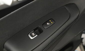 Kia Sorento 2.2 CRDi UM 2018 – 7-místné, Premium výbava - 15