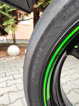 Kawasaki zx10r 2013 - 15