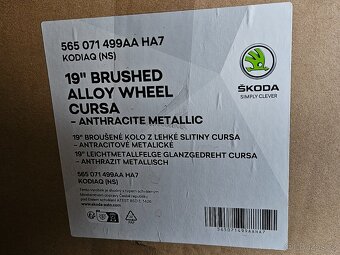 Pěkná, nová orig kola Škoda Kodiaq, Michelin 235/50/19 - 15