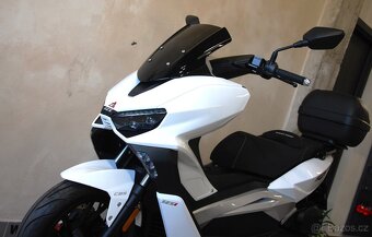 Motorro EasyMax 125i - kupováno nové u nás,1.maj,krásný stav - 15
