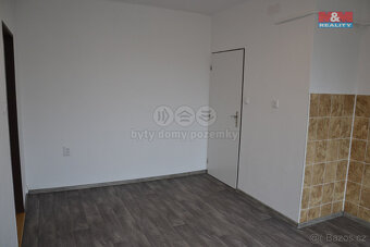 Prodej bytu 1+1, 40 m², Náchod, ul. Nerudova - 15