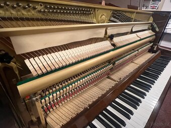 Akustické piano Yamaha P116, made in England, záruka 5 let. - 15