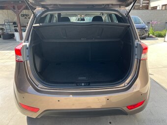 HYUNDAI ix20 1.6i 92 KW PDC TEMPOMAT VYHŘ.SEDADLA 2xALU KOLA - 15