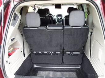 Chrysler Town & Country 3.6  V6 - 15