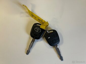 Toyota Avensis, 2.0 D-4D, 93 kW, dovoz - 15