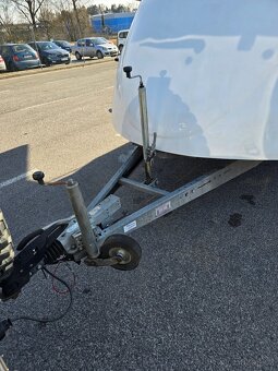 Prodám britský krytý sklopný vlek ECO Trailer Velocity RS - 15