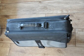 Sony Vaio PCG-8141M - 18,4" - 15