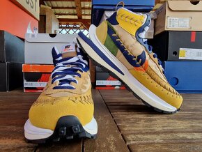 Nike x sacai x Jean Paul Gaultier Vaporwaffle - 15