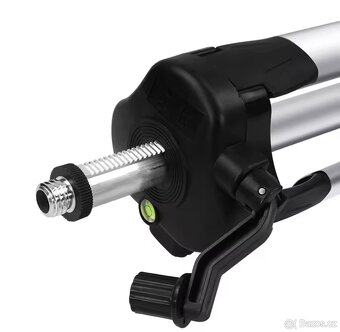 4D křížový laser se stativem – 16 linií, dálkové ovládání - 15