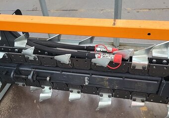 Drážkovací fréza na smykáč - 15