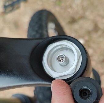 Horské kolo Force Tron, kola 27.5" na 150-170 cm - 15