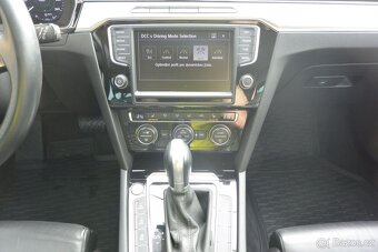 PRODÁM Volkswagen Passat 2.0TDi 4MOTION 176kW DPH - 15