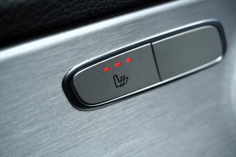 Mercedes-Benz C220d 4-Matic, 2x sada kol - 15