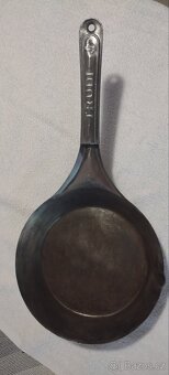 PÁNEV TRUDI - 15