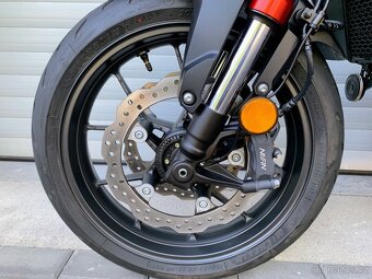 Honda CB 750 Hornet TOP STAV - 15