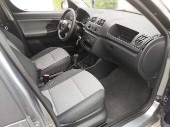Škoda Roomster 1.4 63 kw, 2010, facelift, 1.majitel - 15