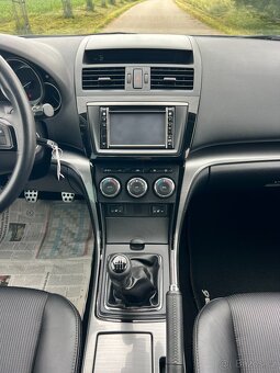 ►  MAZDA 6 2.0i 114KW EXCLUSIVE 90TH SPORT - NAVI - 17" - 15