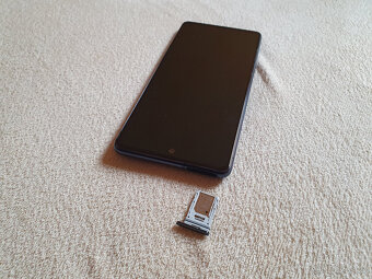 Samsung Galaxy S20 FE 5G G781G 256GB - 15