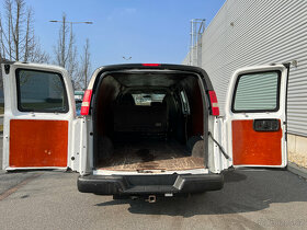 Chevrolet Express 5.3 V8, verze 4x4, 2013, 85 000 km, 5 míst - 15