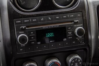 Jeep Compass 2,2 TDi / PROTIÚČET / AJ NA SPLÁTKY - 15
