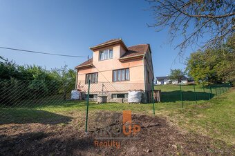 Prodej rodinného domu 3+1 o rozloze 185 m2 s garáží a rozleh - 15