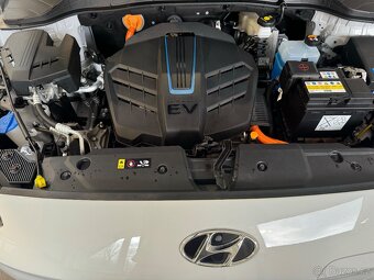 Hyundai Kona Electric 150kw / 64kWh TREND 04/2021 FACELIFT - 15
