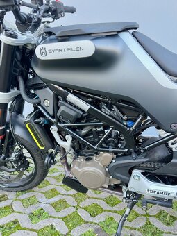 Husqvarna Svartpilen 125 - 15