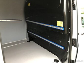 VW Transporter T6 Long 103kw DPH Barva Silber Multivan - 15