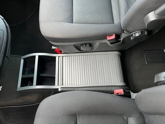 VW T5 MULTIVAN 2,5TDI 128kw AUTOMAT 2005 - 15