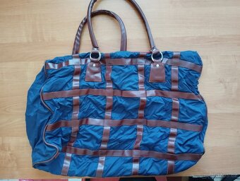 Taška pro notebook, CD disky, batohy na záda i do ruky - 15