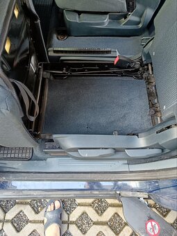 Ford grand C-MAX 1.6 tddi - 15