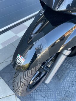 Kymco People GTi 200 rok 2011 - 15