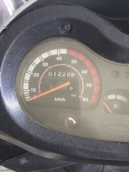 Skútr baotian 50 bez tp na pole stavbu do lesa - 15