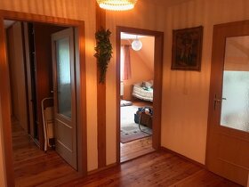 Prodej komerčního RD s bydlením, zahradou a garáži Morkovice - 15