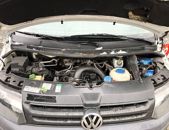 Volkswagen Transporter 2.0 TDi, 9 míst - 15