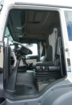9239 - MAN TGM 26.340 - 6x2 - Valník + HR-PALFINGER PK 19.00 - 15
