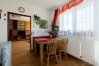 Byt 3+1 se zahradou, Velké Bílovice - 15