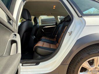 AUDI A4 ALLROAD B8 2.0 TDi QUATTRO KŮŽE XENON /PO INSPEKCI/ - 15