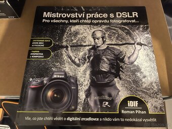 Nikon D800+objektiv 24-70+příslušenství, kompletní set - 15