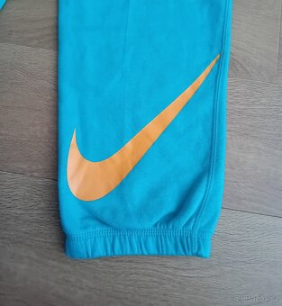 Nike dámské sportovní carpi kalhoty tepláky vel. S/M nové - 15