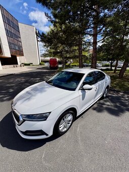 Škoda octavia 4 2.0TDI r.v. 2021 SEDAN - 15