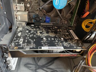 spolehlivé PC ve skvělém stavu s myší a klávesnicí - 15