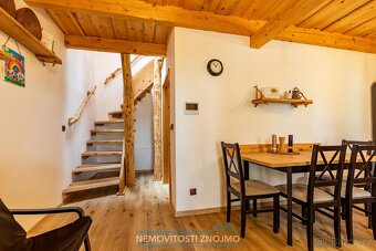Apartmánový dům s lisovnou, vinným sklepem, venkovní pergolo - 15