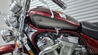 SUZUKI VS 800 INTRUDER - 15