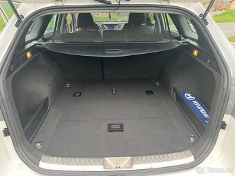Hyundai i40, 1.7 CRDi combi - 15